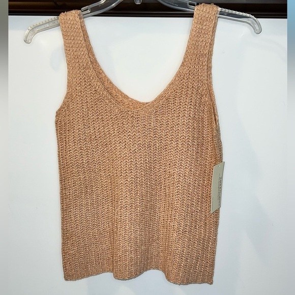 NWT York & Hudson Ladies Sweater Tank Size Small - Picture 1 of 6